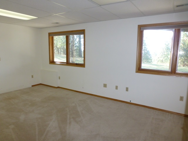 413 N Greenridge Dr - Photo 16
