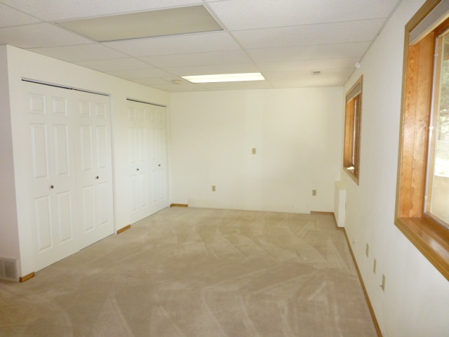 413 N Greenridge Dr - Photo 17