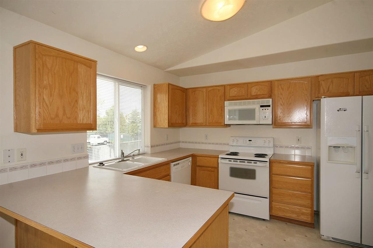 7209 N Hogan St - Photo 6