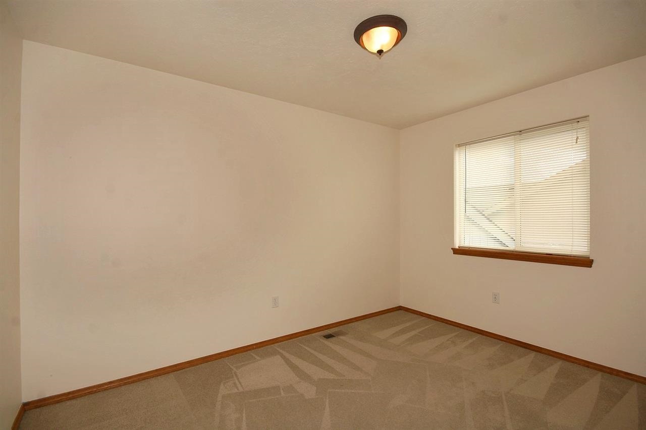 7209 N Hogan St - Photo 7