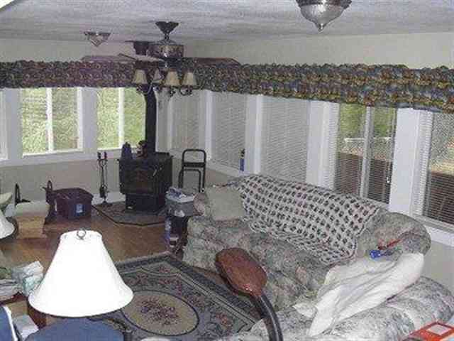 2512 Young Rd - Photo 9