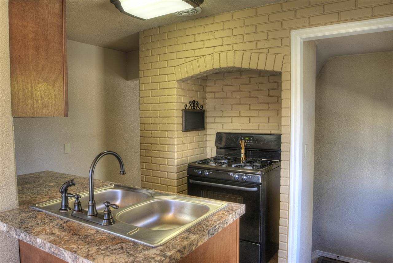 2434 N Atlantic St - Photo 4