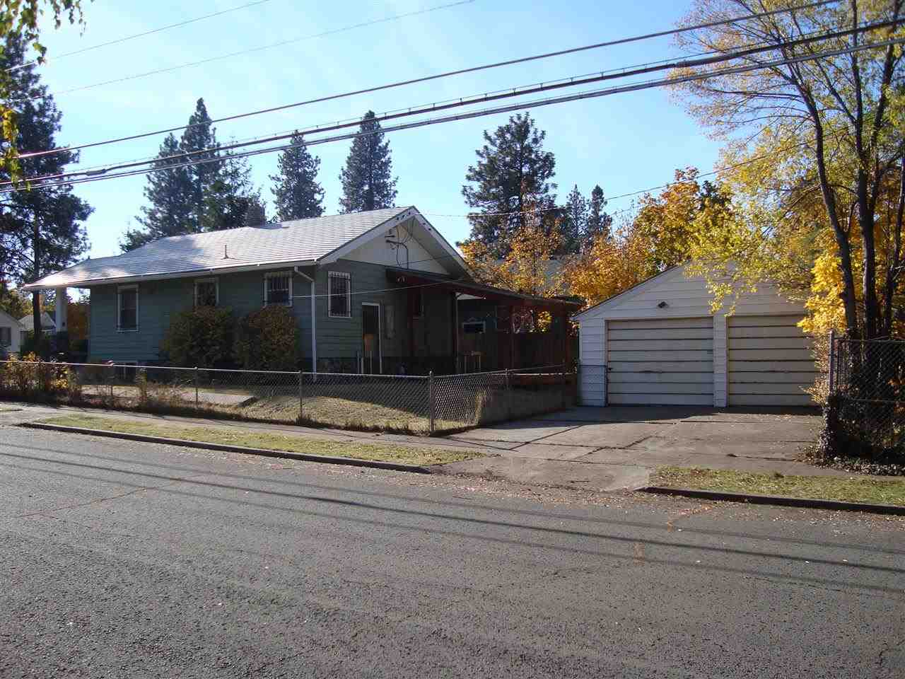 1725 E 9th - Photo 10