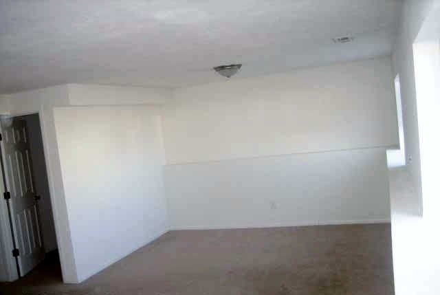 11006 E 11TH Ln - Photo 18