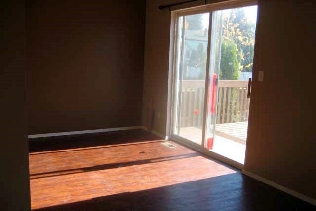 11006 E 11TH Ln - Photo 8