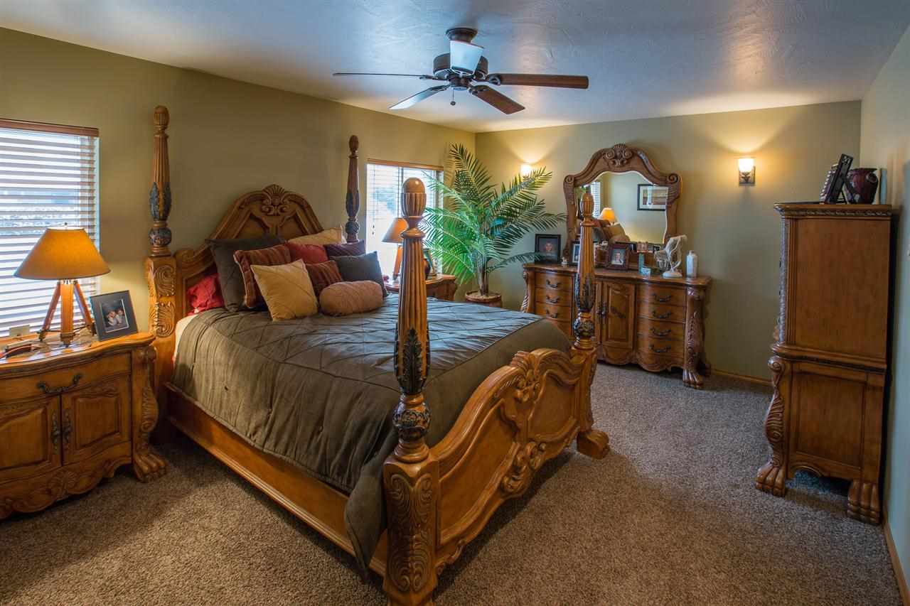 10601 E Nixon Ln - Photo 11