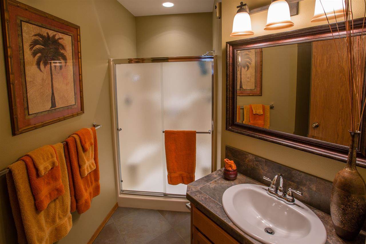 10601 E Nixon Ln - Photo 4