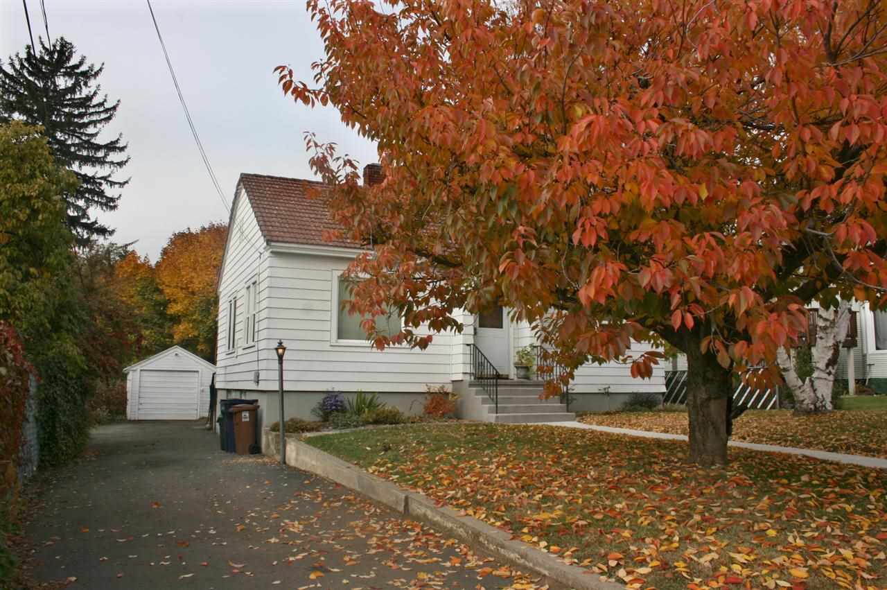 2511 N Napa St - Photo 3