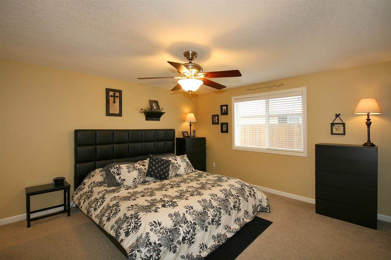 9302 W Caelen Ave - Photo 12