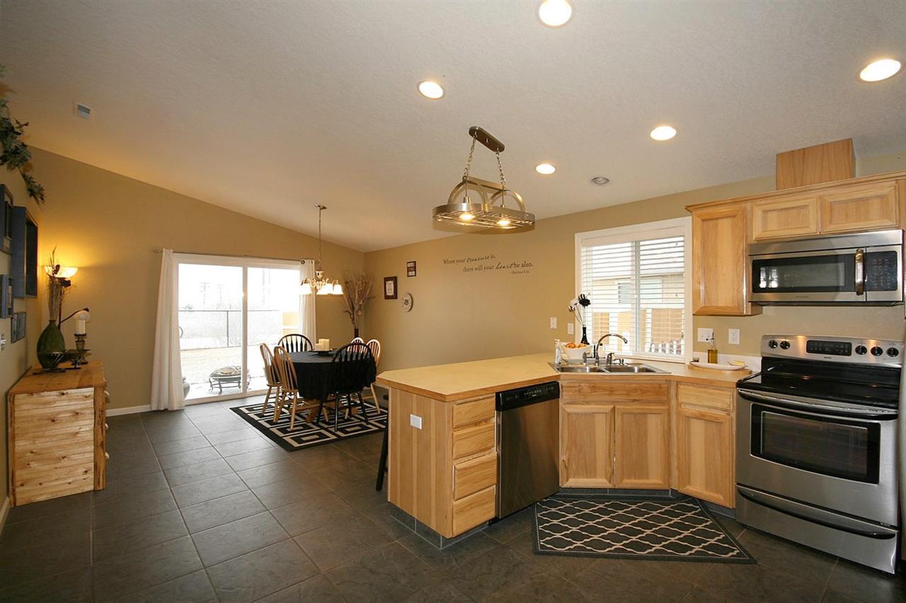 9302 W Caelen Ave - Photo 6