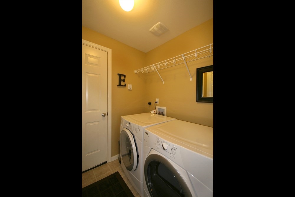 9302 W Caelen Ave - Photo 7