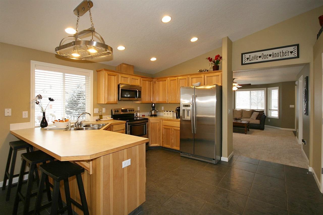 9302 W Caelen Ave - Photo 8