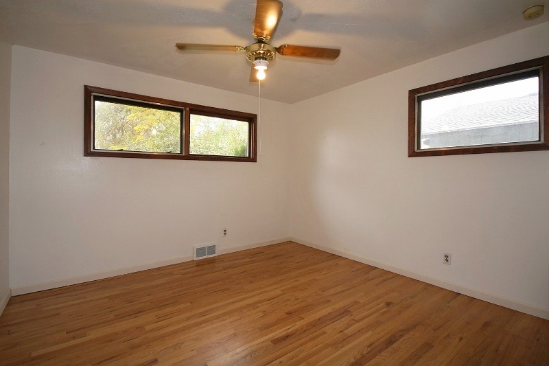 1657 E Longfellow Ave - Photo 8