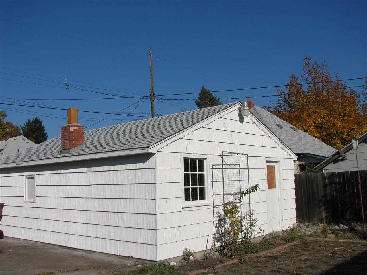 1208 W Chelan Ave - Photo 11
