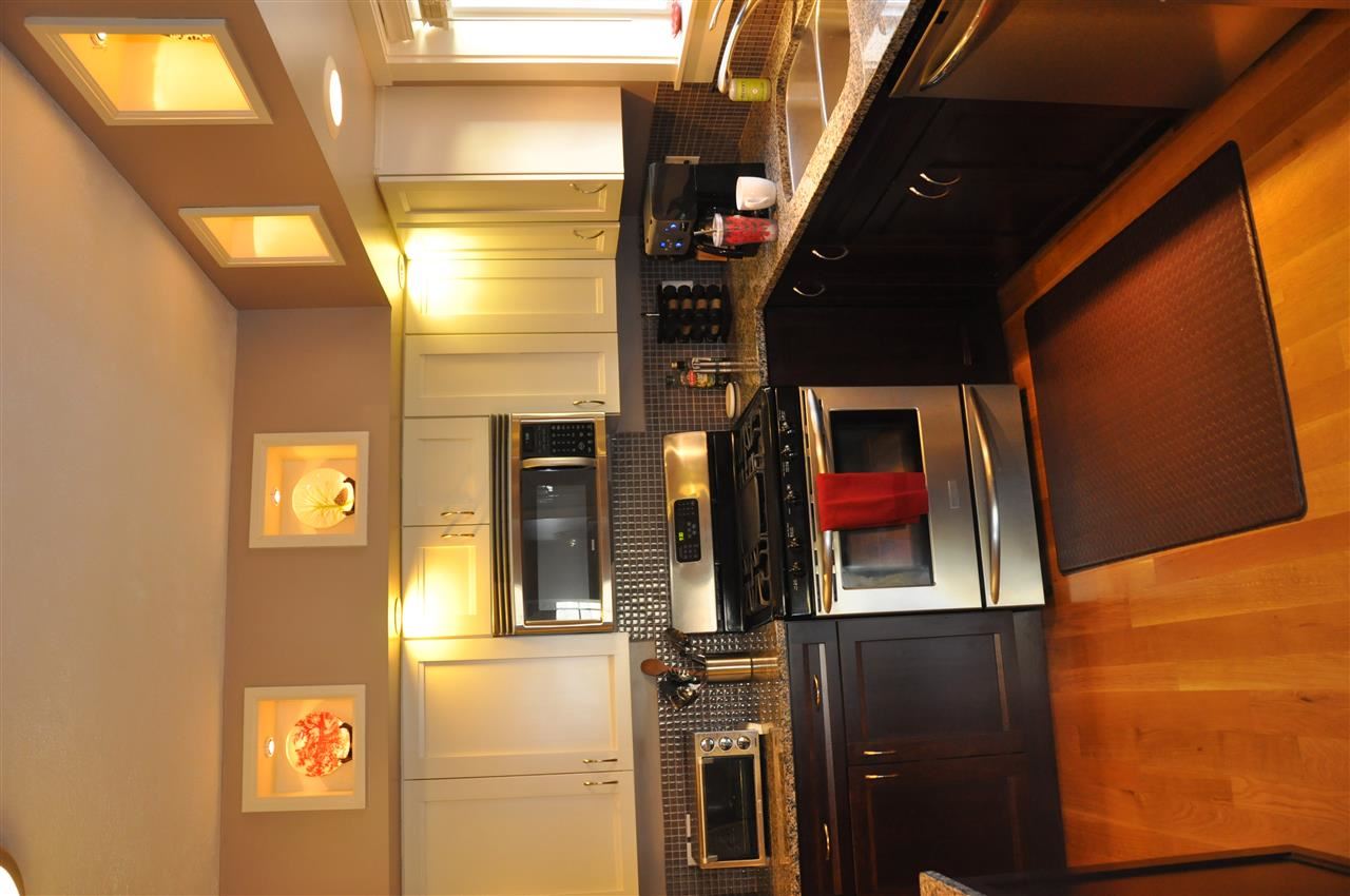949 E 43rd Ave - Photo 6