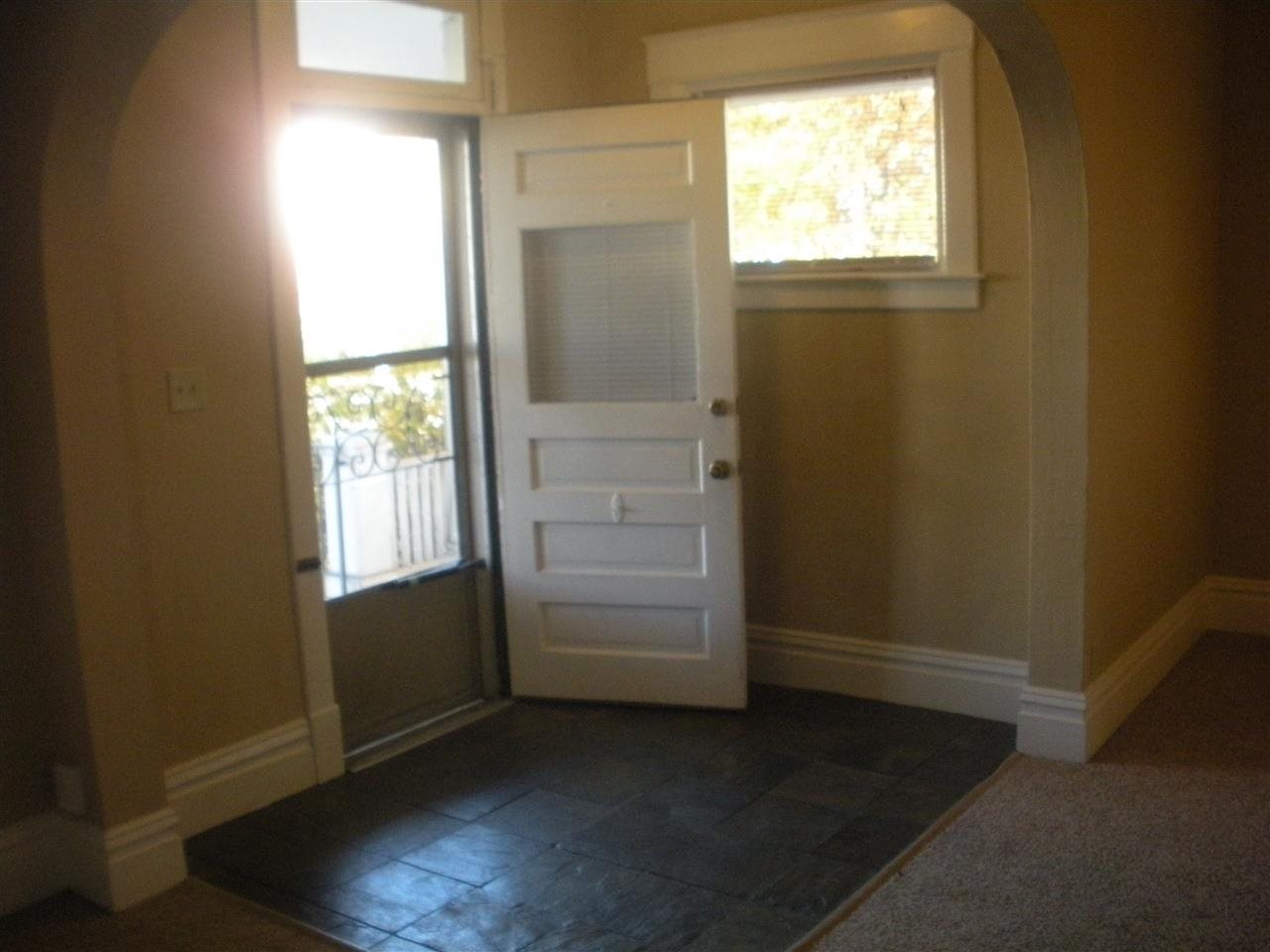 938 E Ermina Ave - Photo 4
