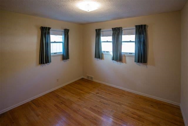 1215 E 37th Ave - Photo 14