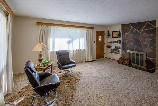 1215 E 37th Ave - Photo 4