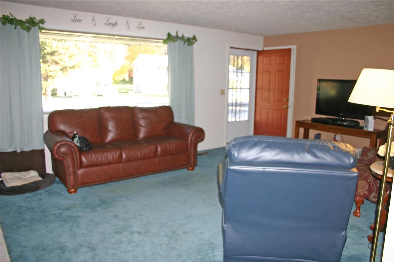 6205 N Royal Dr - Photo 5