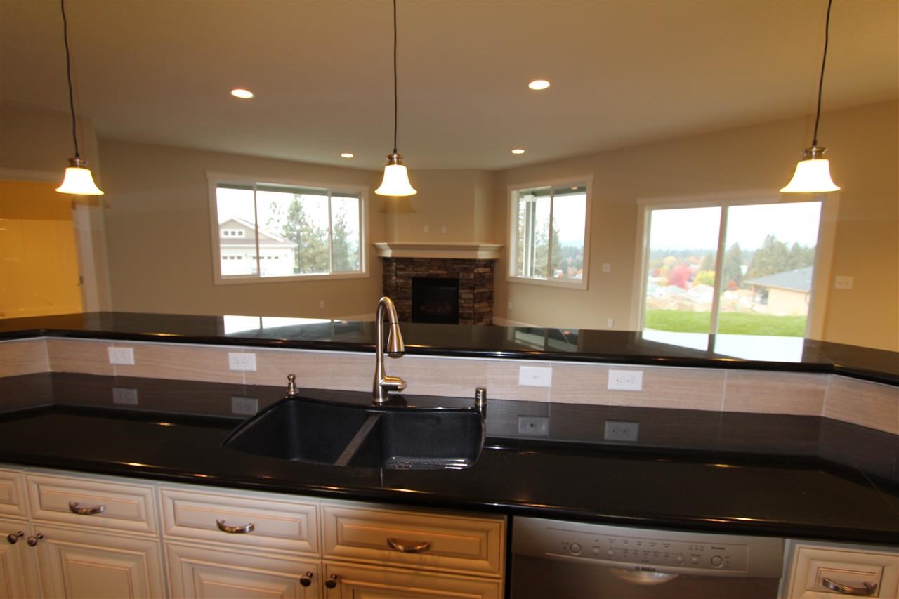 9303 N SORENSON Ct - Photo 4