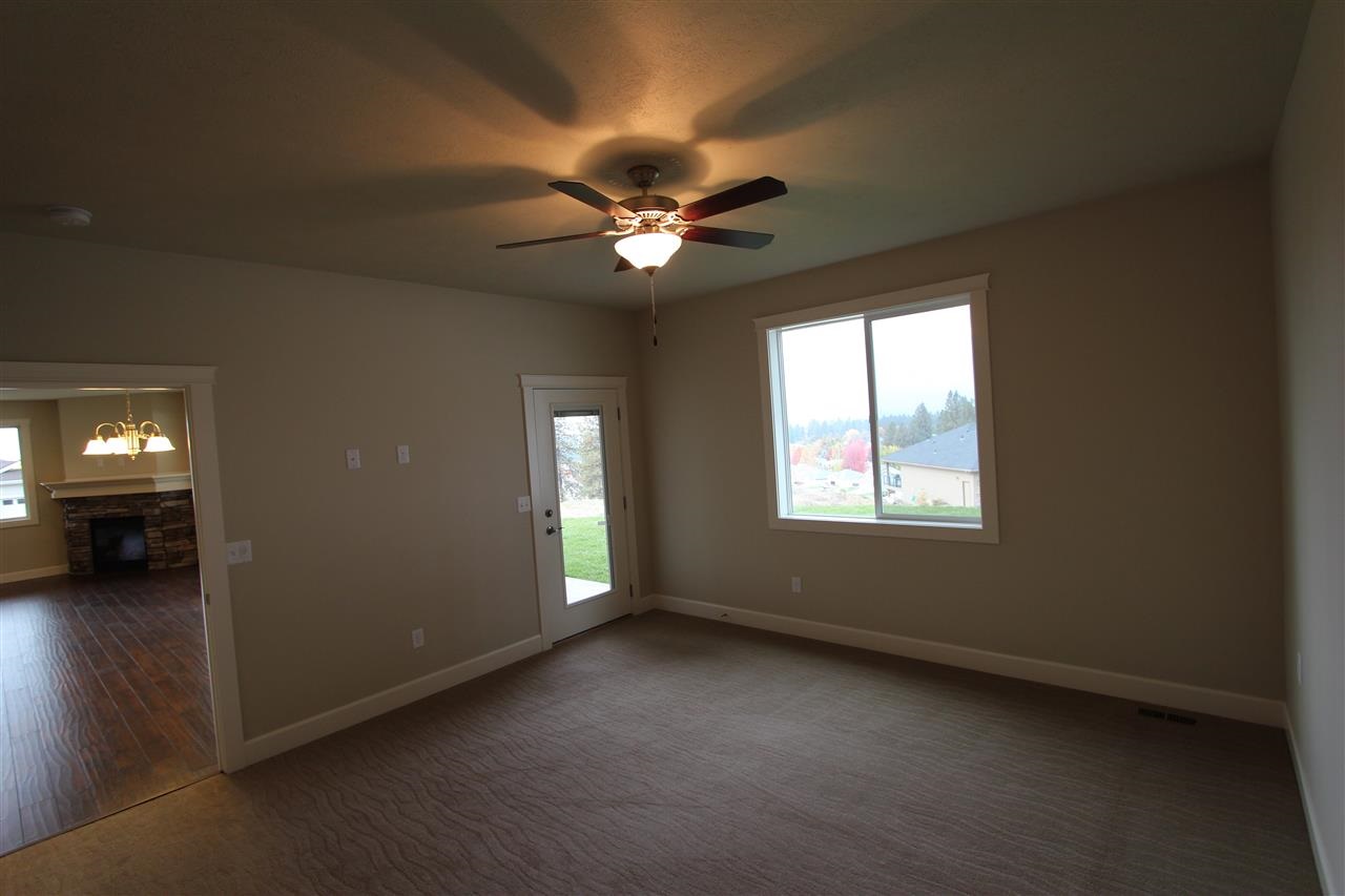 9303 N SORENSON Ct - Photo 10