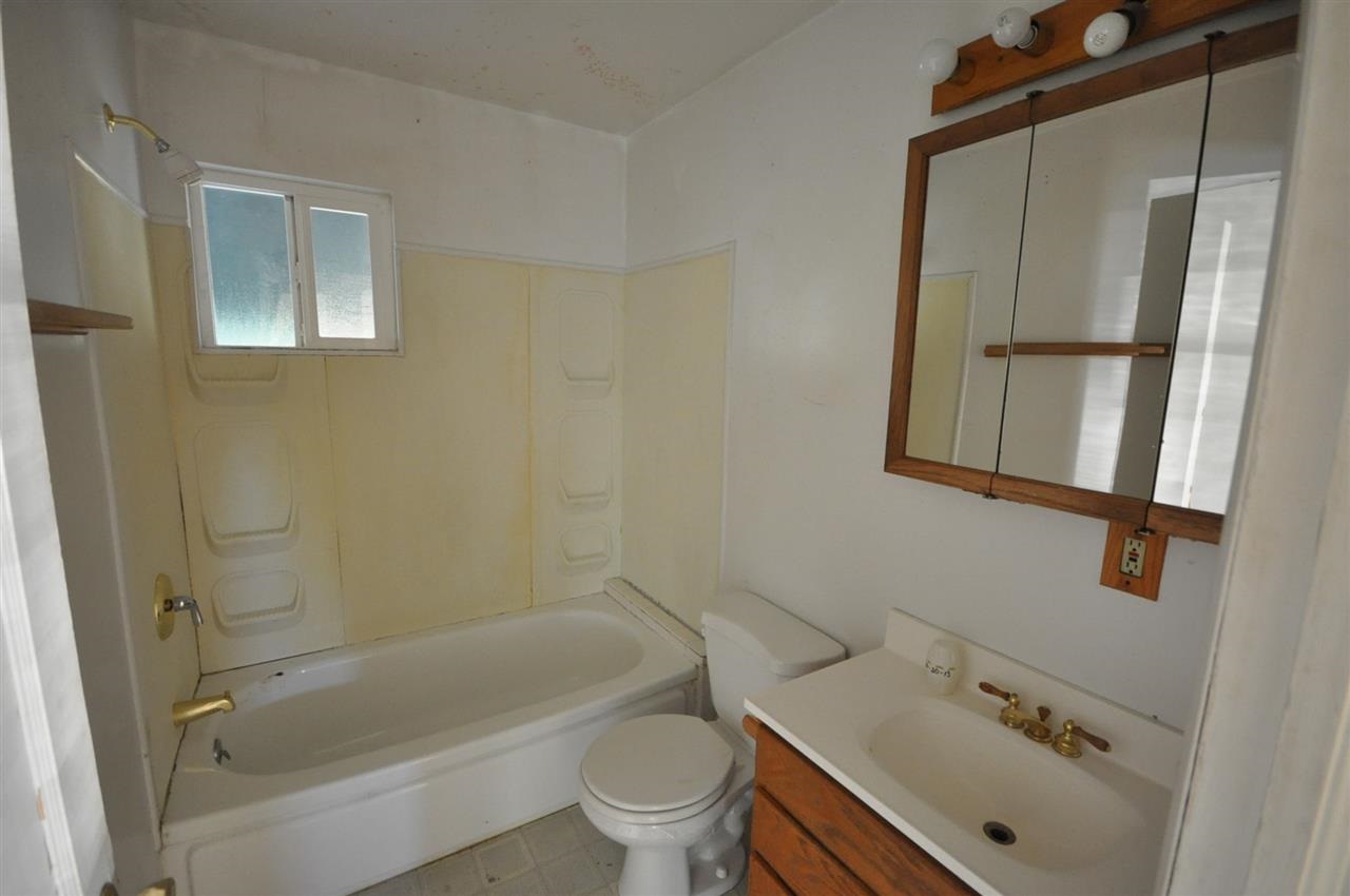 2714 N Crestline St - Photo 7