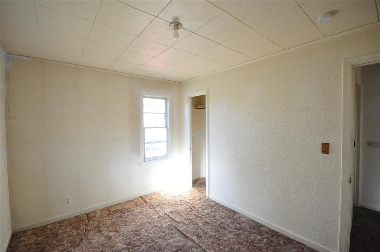 2714 N Crestline St - Photo 8