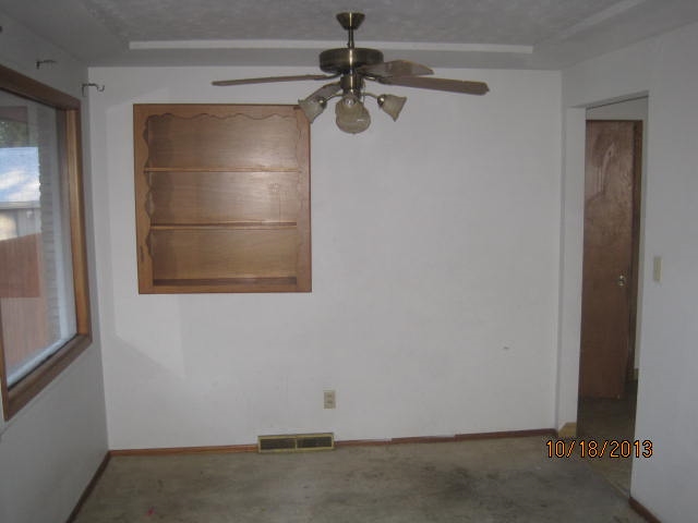 1011 E Heroy Ave - Photo 3