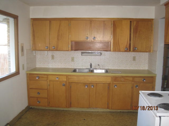 1011 E Heroy Ave - Photo 5