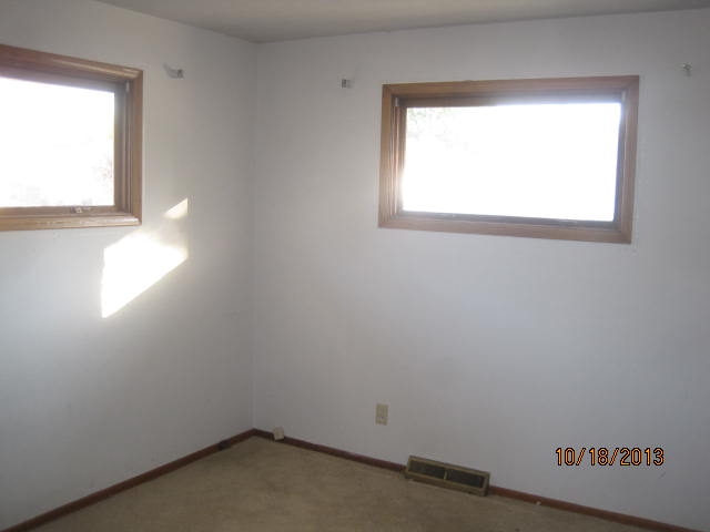 1011 E Heroy Ave - Photo 8