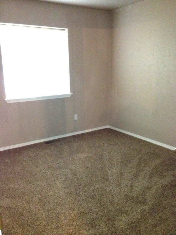 11212 E 4th Ave - Photo 10