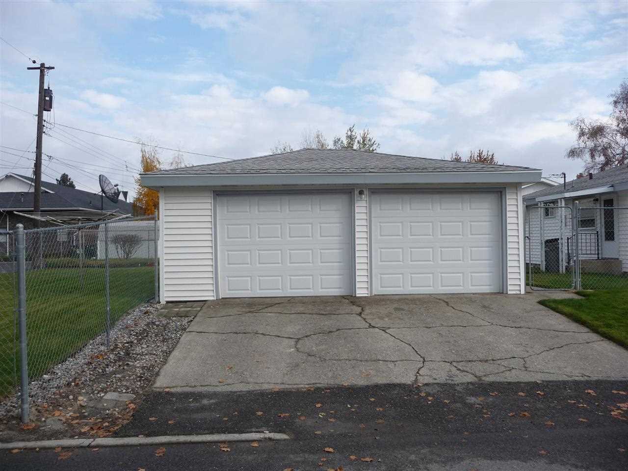 1022 W Avon Ave. - Photo 12
