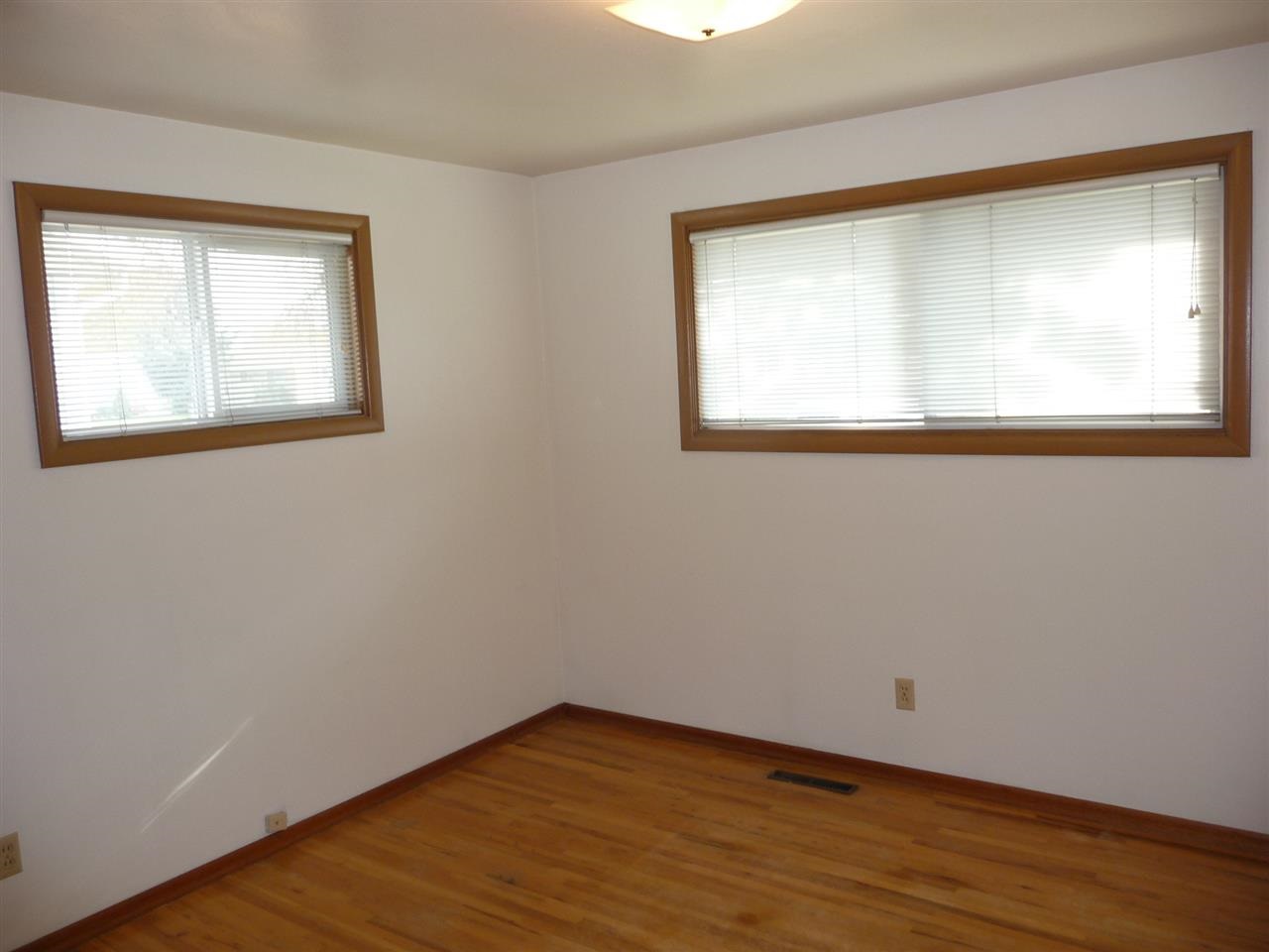 1022 W Avon Ave. - Photo 8