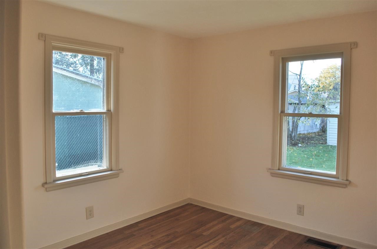 2611 N PITTSBURG - Photo 4