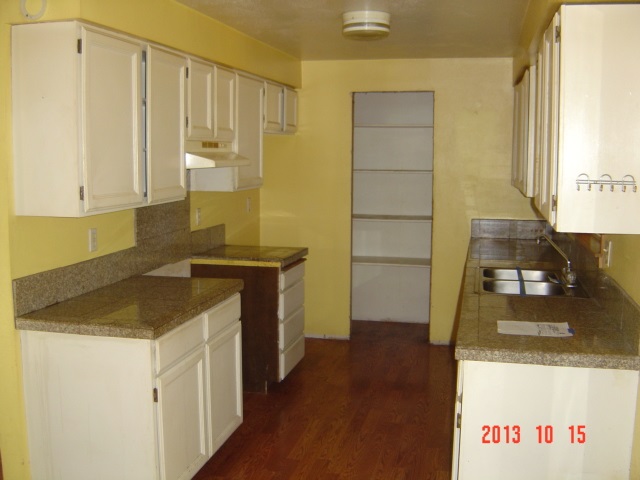 902 W Franklin Ave - Photo 6