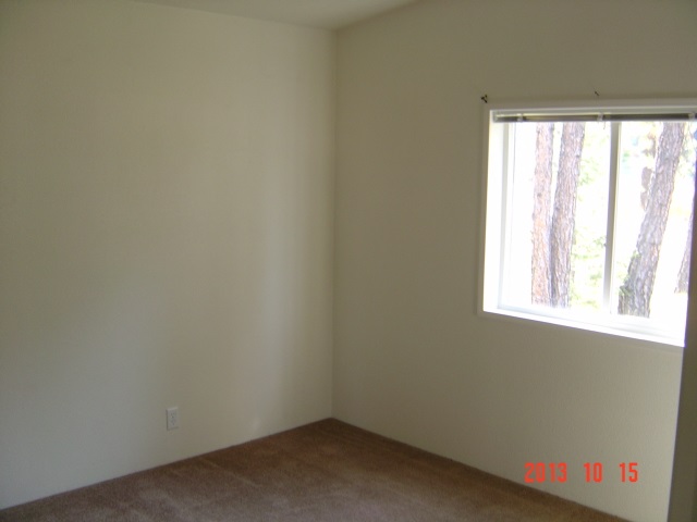 1400 Orchard Ln - Photo 10