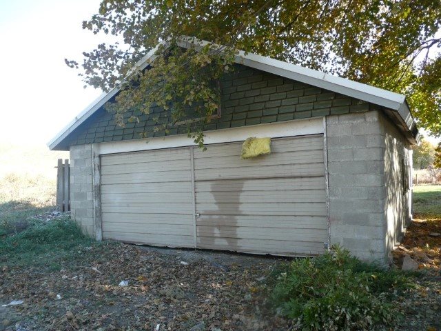 11 1st St - Photo 3
