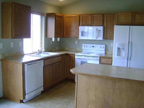203 Armstrong Ct - Photo 4