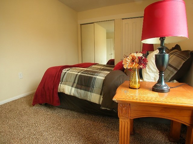 2124 E Desmet Ave - Photo 11