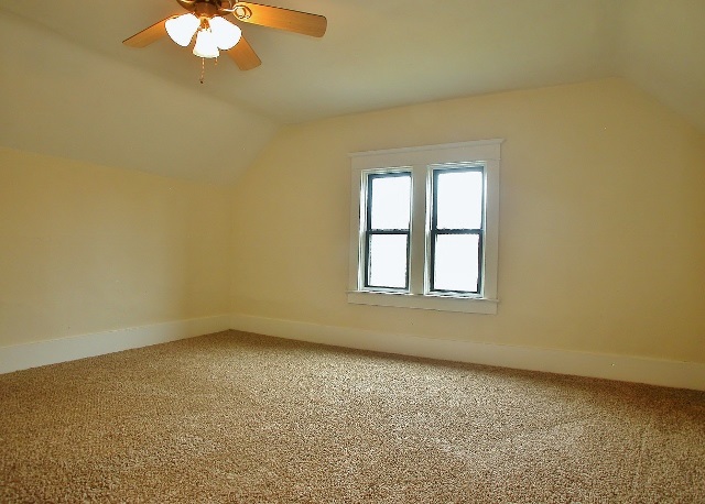 2124 E Desmet Ave - Photo 15
