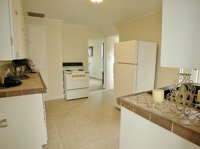 2124 E Desmet Ave - Photo 7
