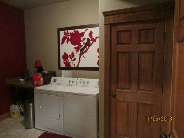 211 W BRISTOL - Photo 13
