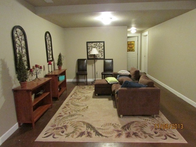 211 W BRISTOL - Photo 17