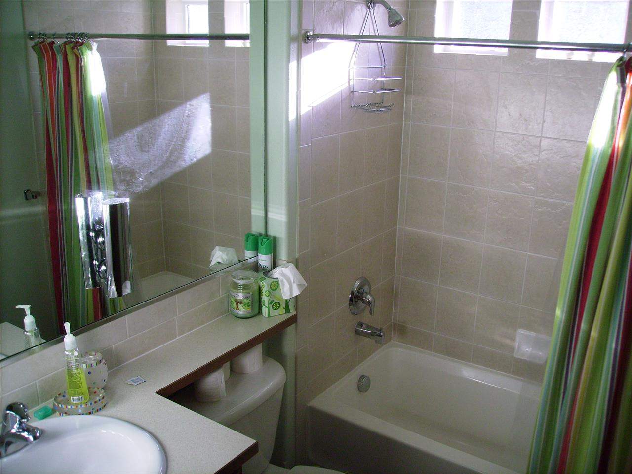 211 W BRISTOL - Photo 7