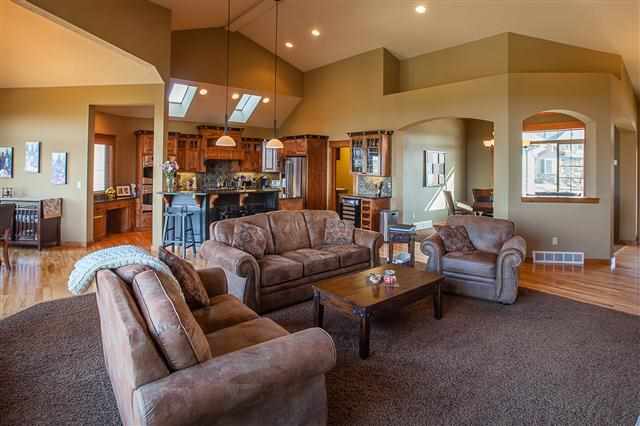 912 W Stirlingview Dr - Photo 4