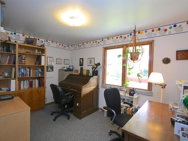 2203 E 35th Avenue - Photo 15