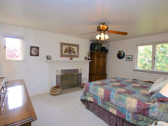 2203 E 35th Avenue - Photo 10