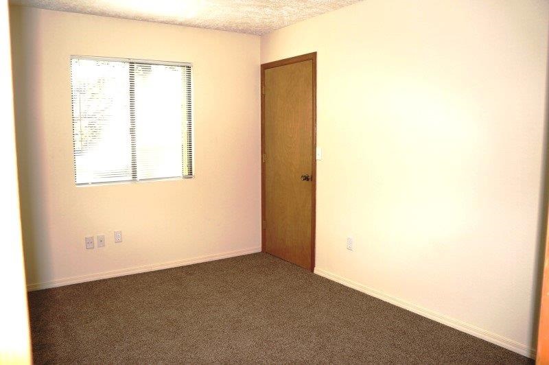 3812 E 34th Ave - Photo 7