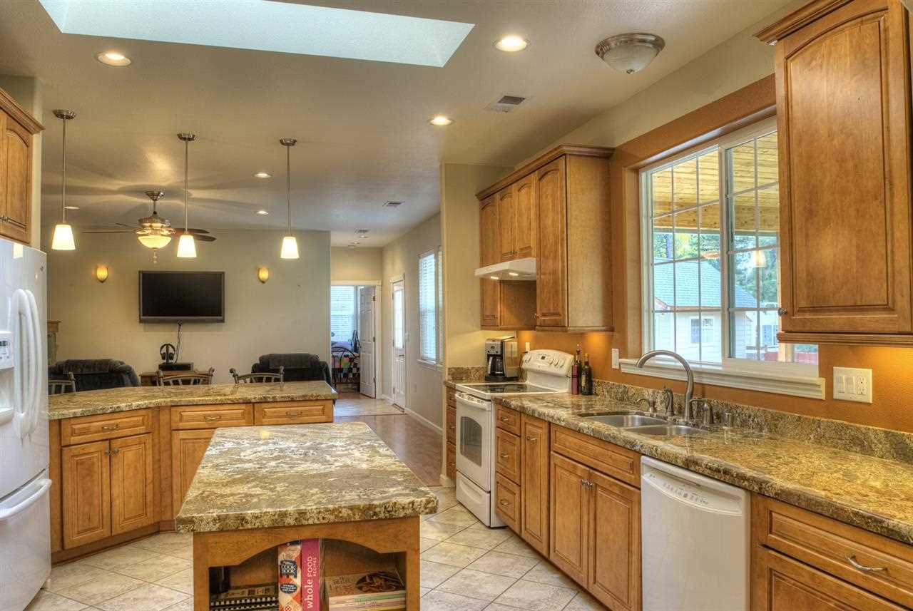 39217 N Hatch Rd - Photo 5