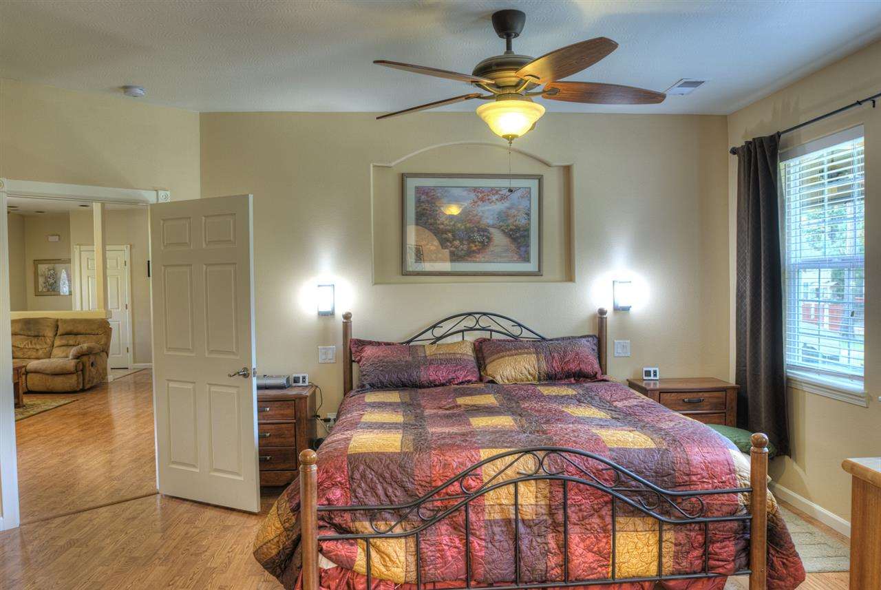 39217 N Hatch Rd - Photo 9